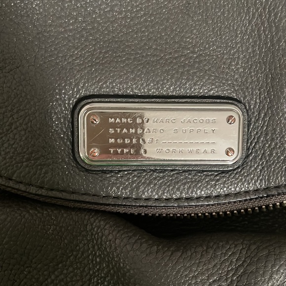 Marc Jacobs Crossbody - Picture 2 of 7